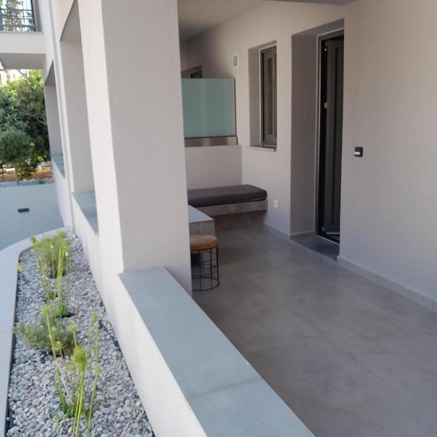 Brand New Flat Near De Bosset Bridge,